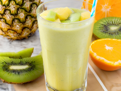 Tangy Pineapple Kiwi Smoothie